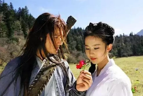 神雕侠侣杨过和小龙女16年后相见_十六年后，终得重逢，刘亦菲版杨过与小龙女的传奇再续